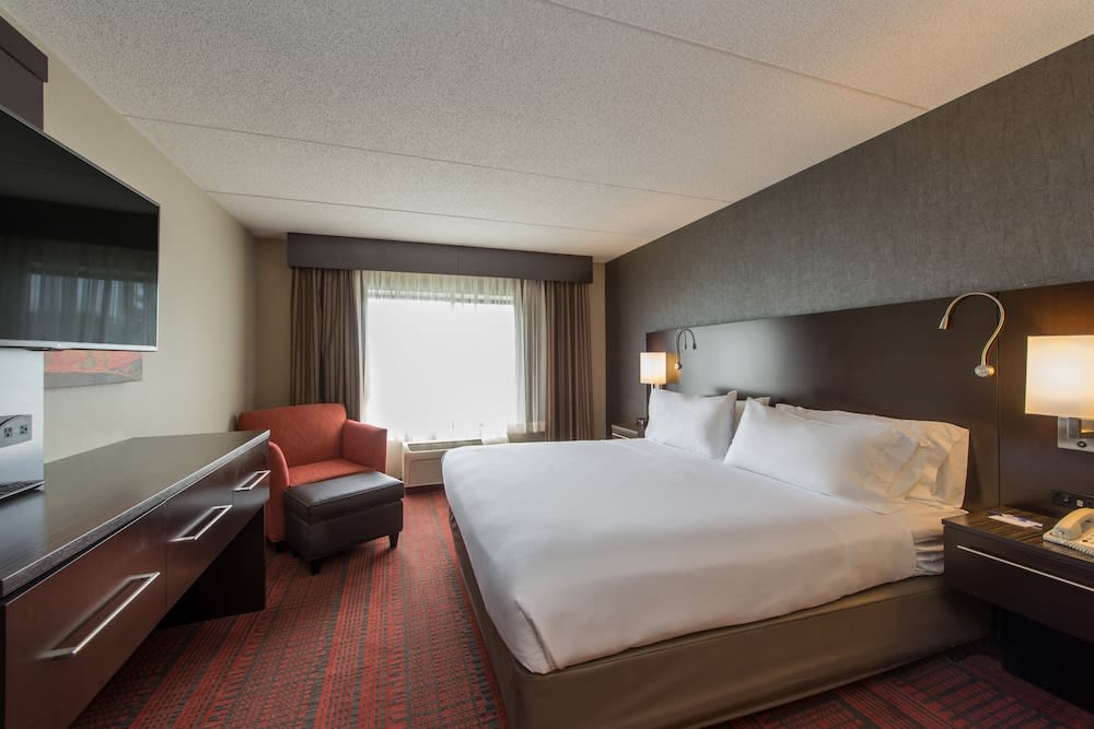 Holiday Inn Express Hotel & Suites Auburn by IHG 4