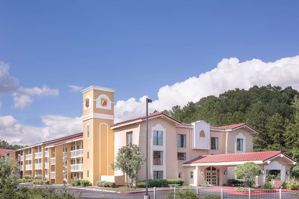Super 8 by Wyndham Austell/Six Flags 1