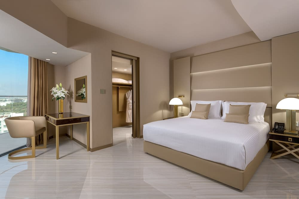 AMARANDE Adults Only 3