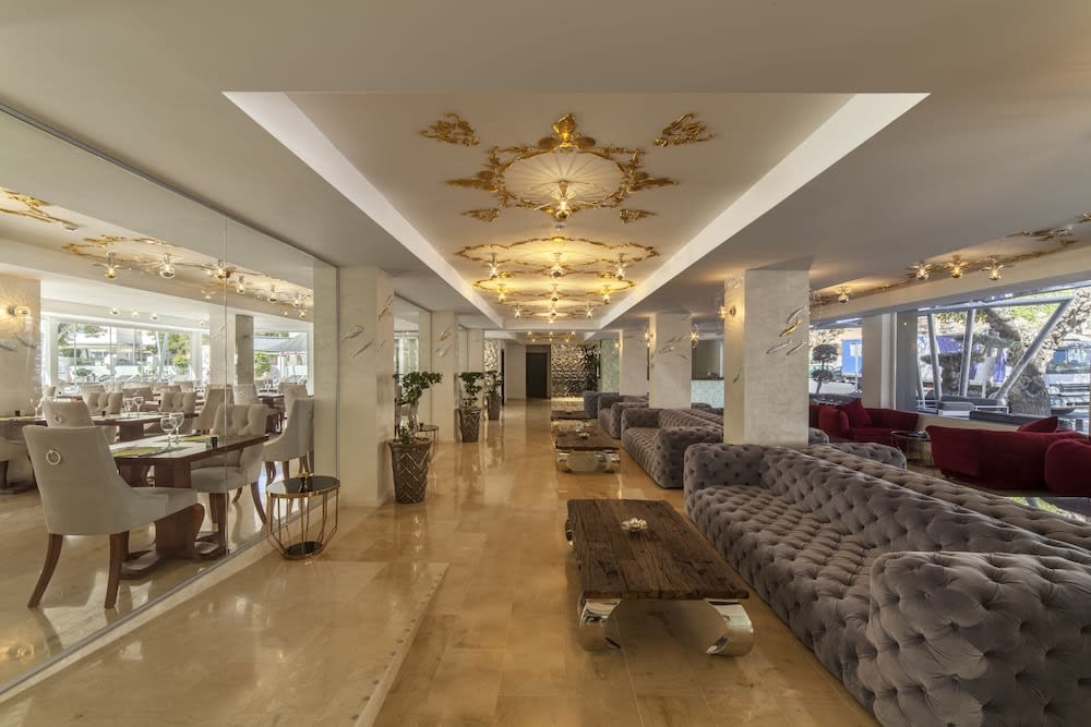 Essence Hotel Boutique 3