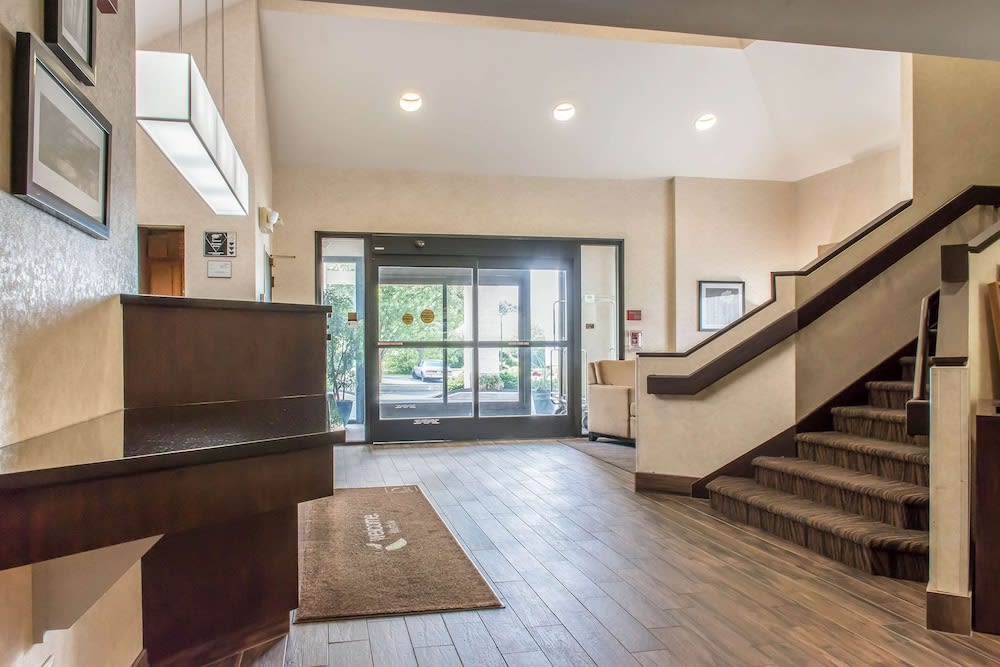 Sleep Inn & Suites of Lancaster County 3