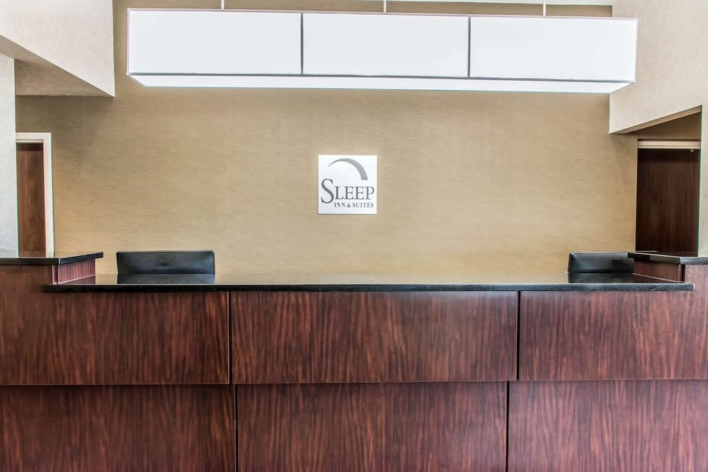 Sleep Inn & Suites of Lancaster County 5