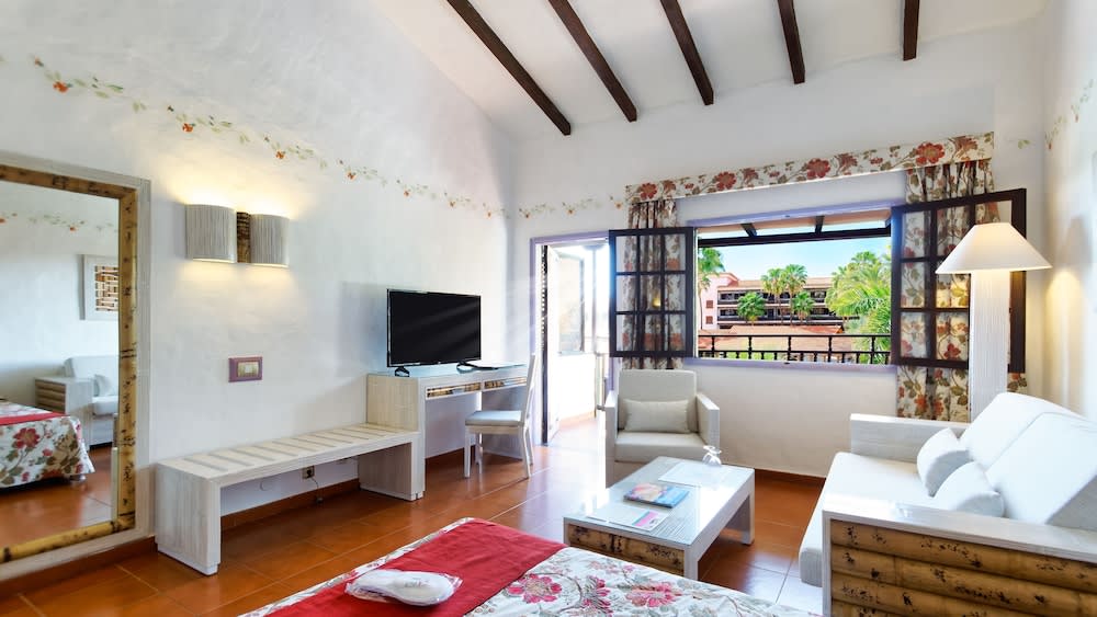 Hotel Parque Tropical 5