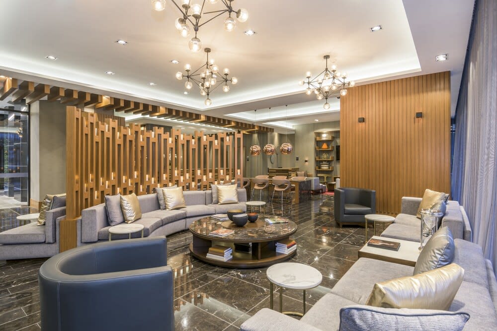 Courtyard by Marriott Bogota Airport 2