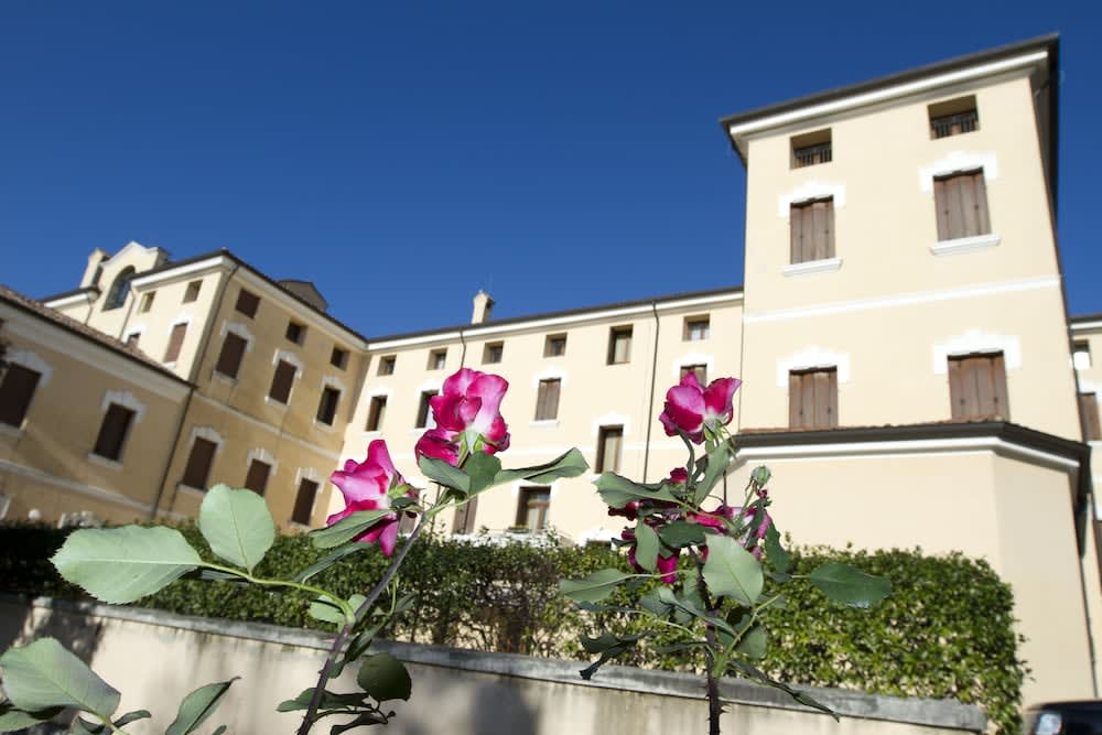 Villa Scalabrini 1