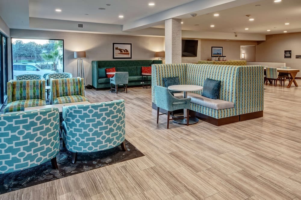 Hampton by Hilton Encinitas-Cardiff Beach Area, Cardiff-by-the-Sea - Holiday Inn Express Encinitas Cardiff Beach Area