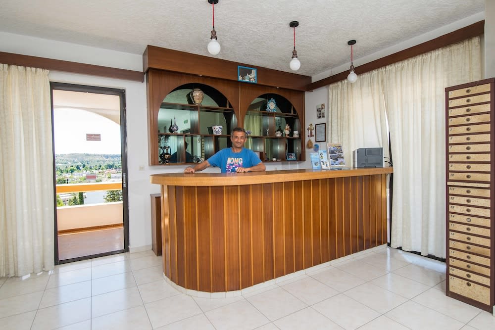 Hotel Eleni Anagros 3