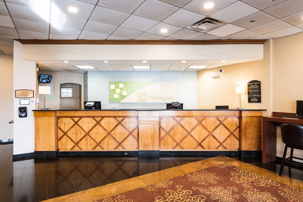 Holiday Inn SOUTH PLAINFIELD-PISCATAWAY by IHG 2