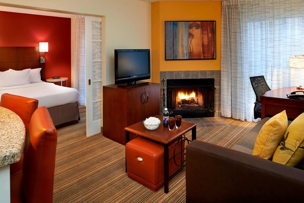 Sonesta ES Suites Detroit Warren 1