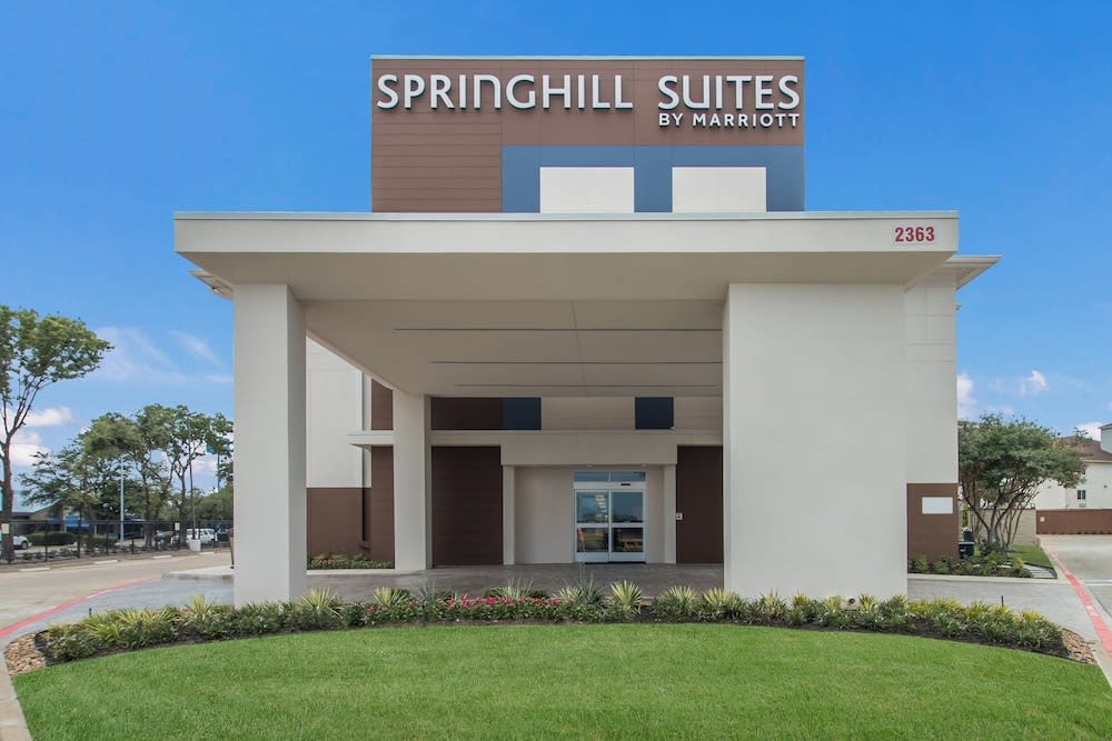SpringHill Suites by Marriott Dallas NW Highway at Stemmons / I-35East 1