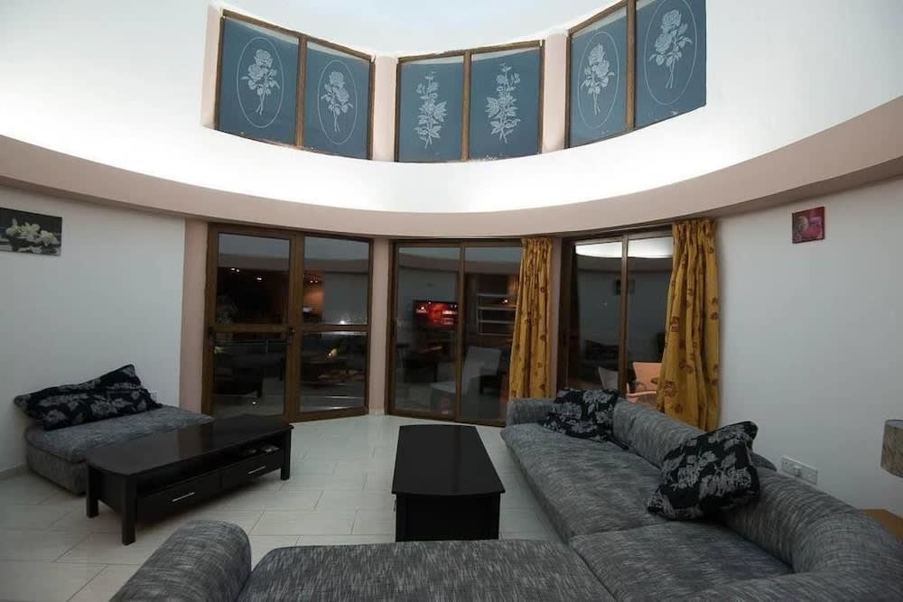 Bella Rosa hotel Cyprus 2