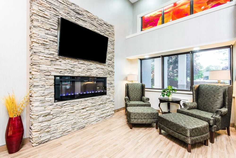 Comfort Inn 2