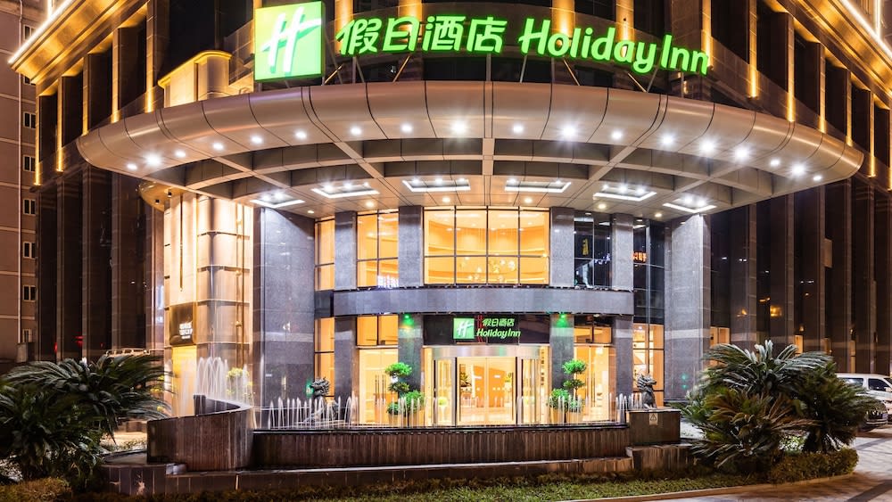 Holiday Inn Chongqing Guanyinqiao by IHG 1