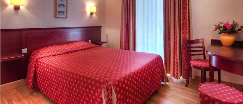 Hôtel De Paris Opera 1