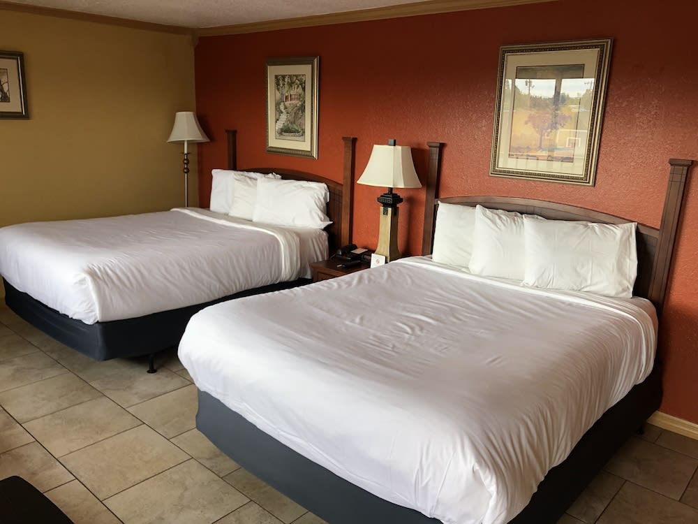 Americas Best Value Inn & Suites North Port 2
