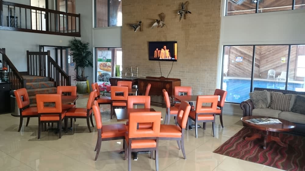Quality Inn & Suites Stuttgart North 2