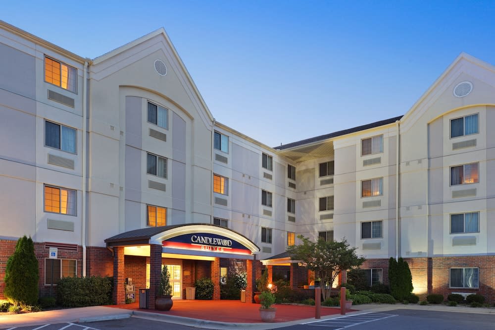 Candlewood Suites West Little Rock by IHG 1