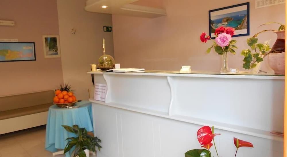 Ilona Apartments Chania 2