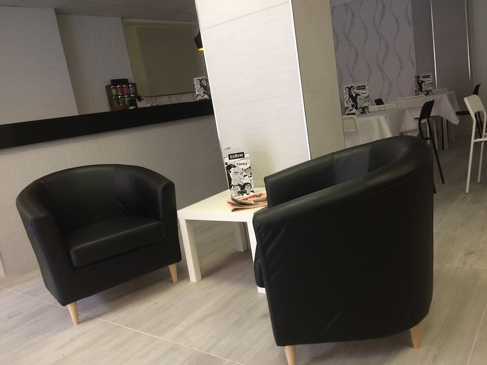 Hostal B and B Benidorm 2