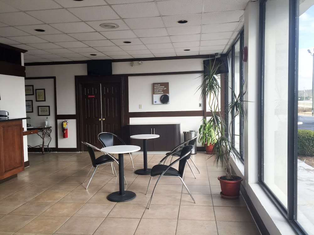 Motel 6 Conyers, GA 2