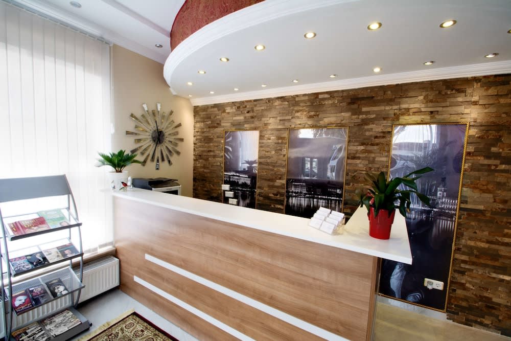 C&S Hotel 2
