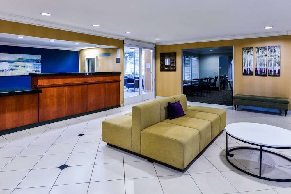 SureStay Hotel by Best Western Ontario Airport 3