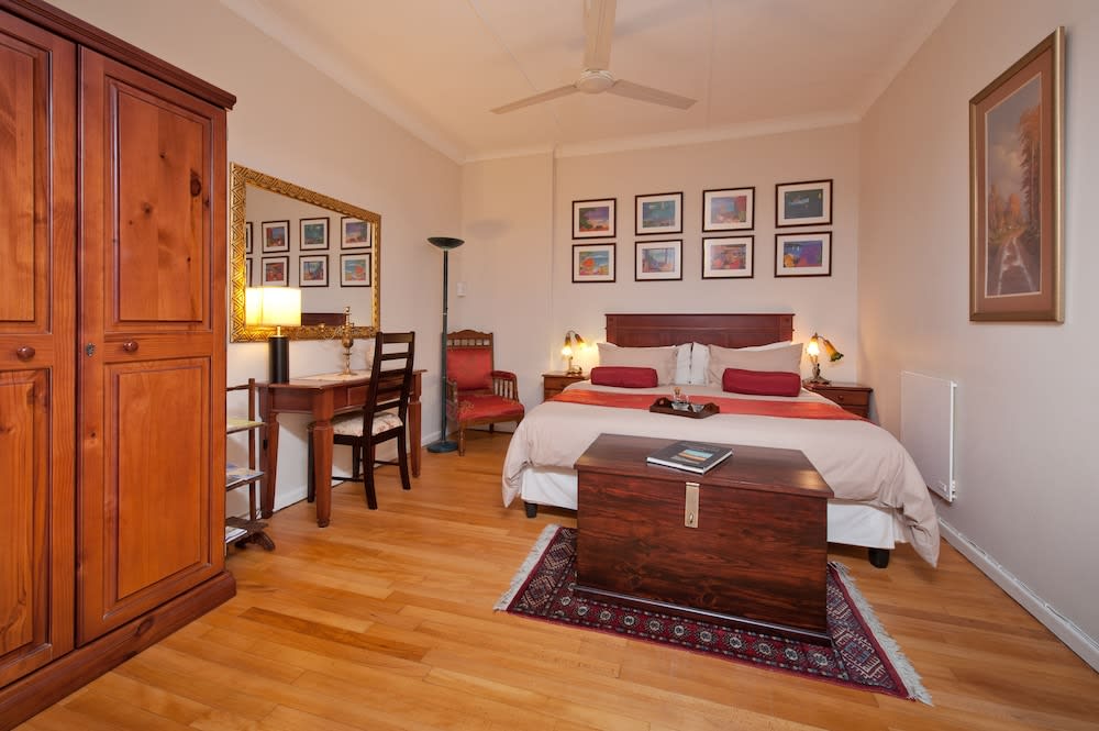 Brown Jug Guest House 1