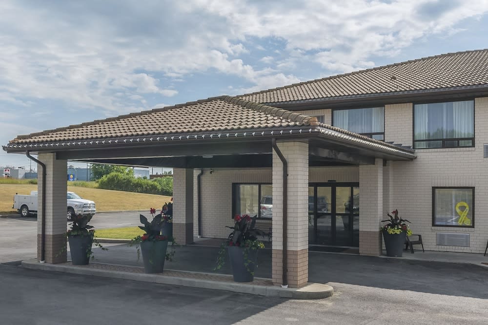 Comfort Inn Trenton 1