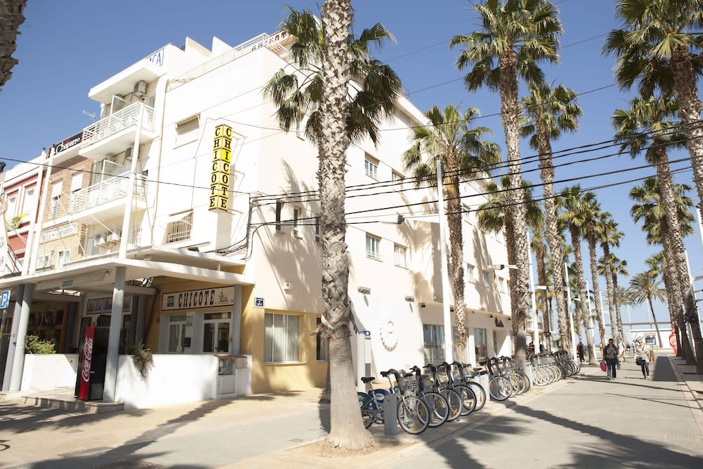 Malvarrosa Beach Rooms 1