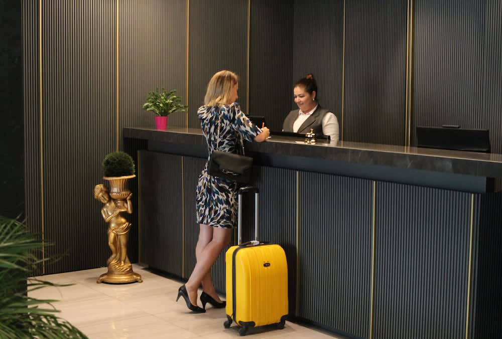 Nobel Hotel 2
