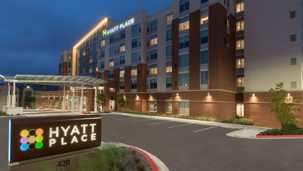 Hyatt Place Austin/Round Rock 1