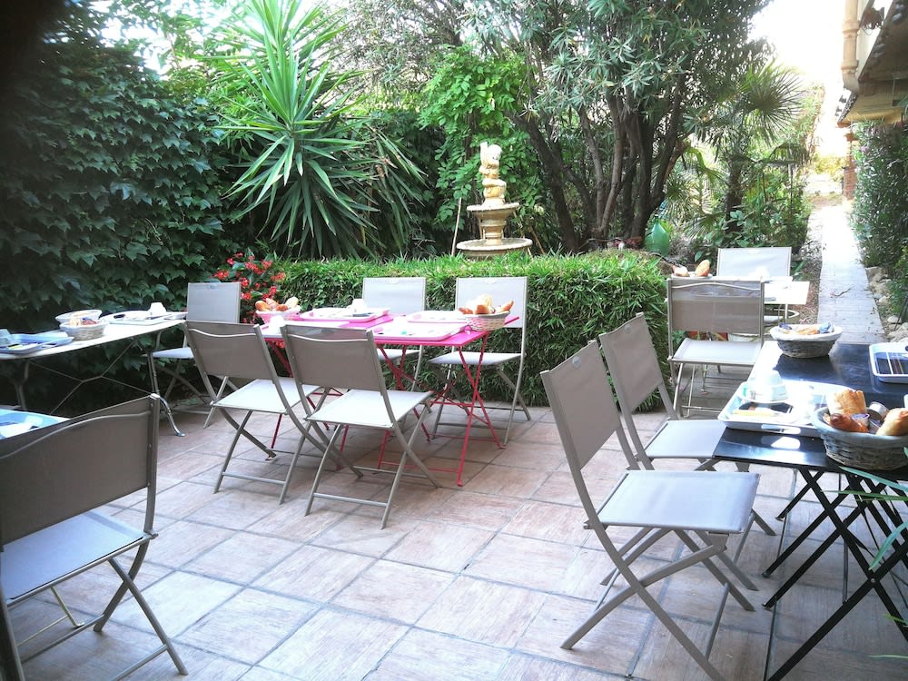 Hôtel du Tricastin 1