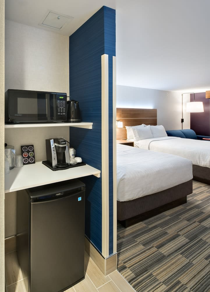 Holiday Inn Express RED DEER NORTH by IHG 2