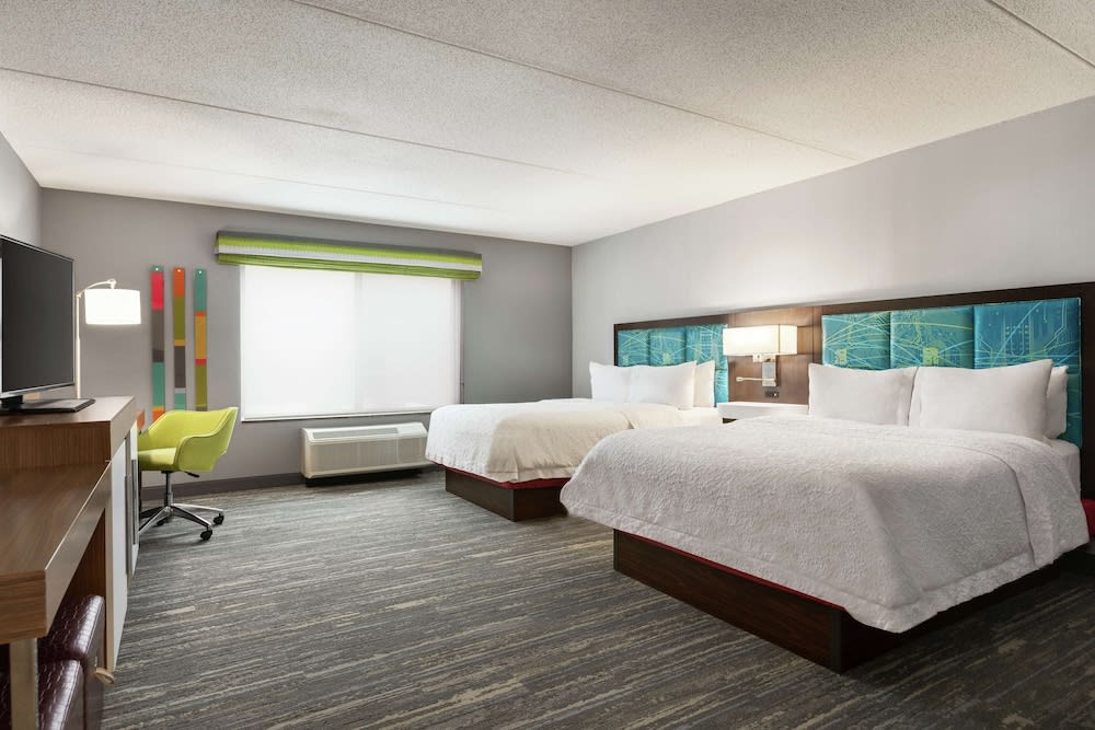 Hampton Inn by Hilton London 1