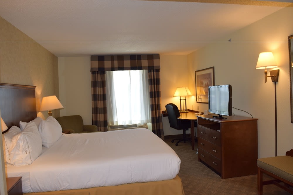 Holiday Inn Express & Suites SPARTA by IHG 2