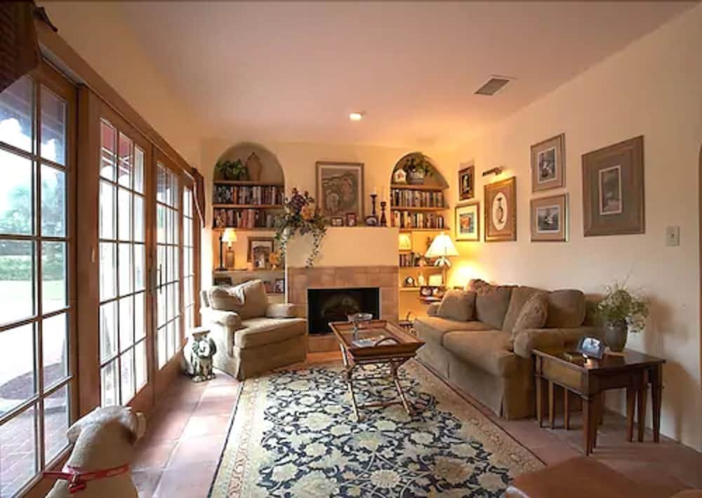 The Inn at Cocoa Beach 2