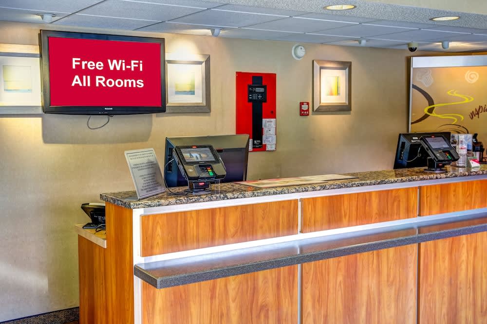 Red Roof Inn Pensacola - I-10 at Davis Highway 2