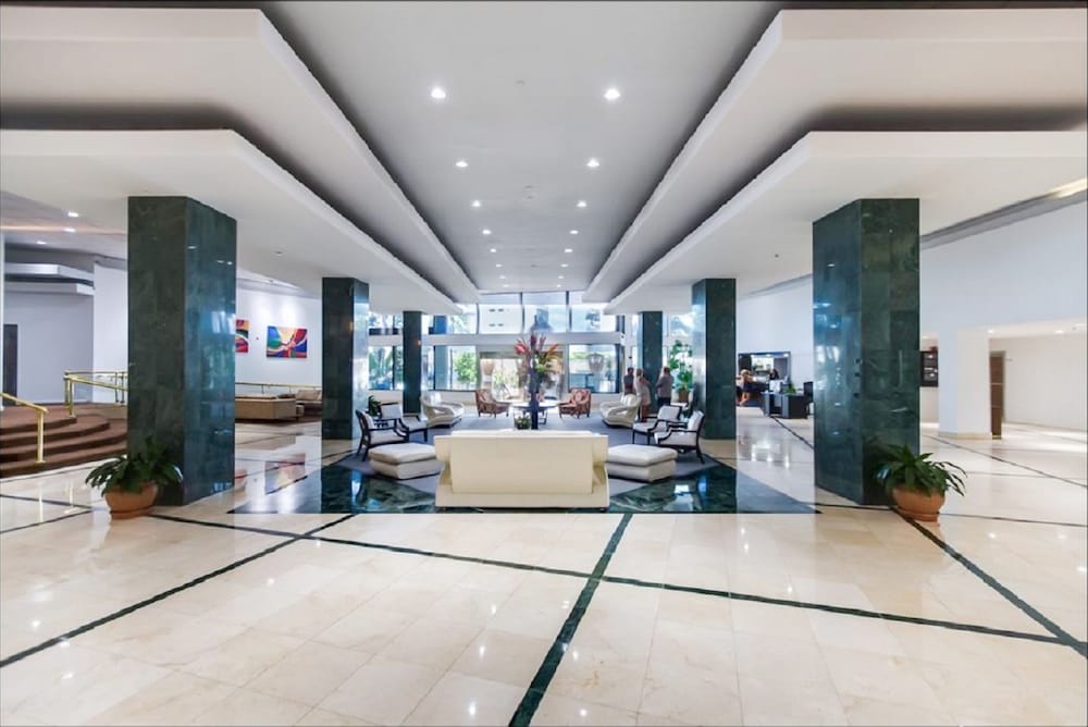 Ocean Front Casablanca Studios with FULL KITCHENS & Beach access By BL Rentals 3