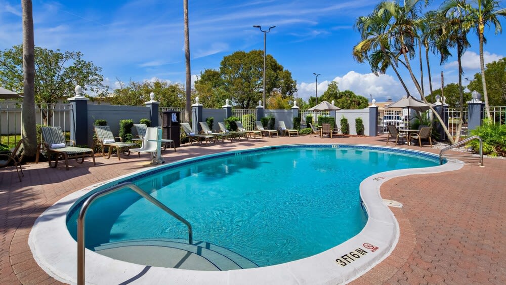 Best Western Fort Myers Inn and Suites 1