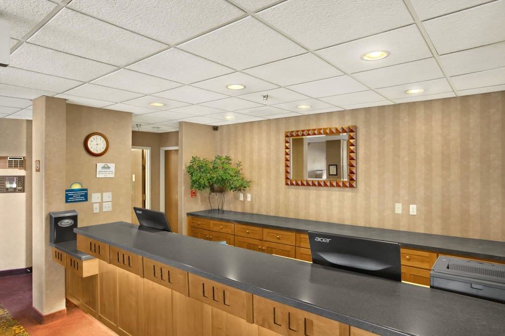 Days Inn by Wyndham Rapid City 2