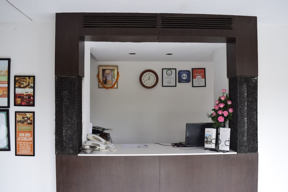 Hotel Palace Heights 2