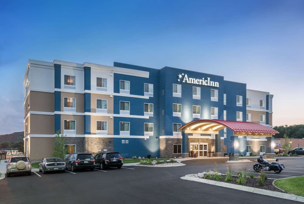 AmericInn by Wyndham Winona 1