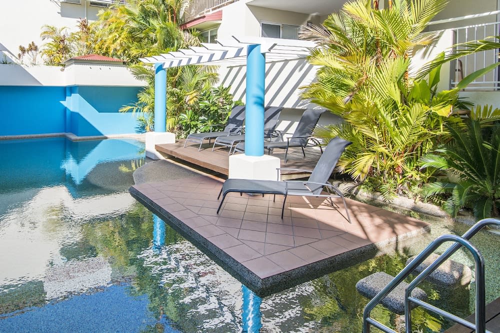Macrossan House Boutique Holiday Apartments 1