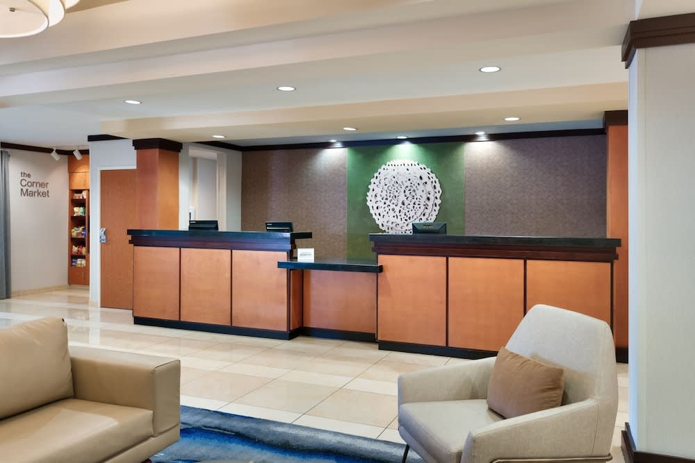 Fairfield Inn & Suites by Marriott Tallahassee Central 2