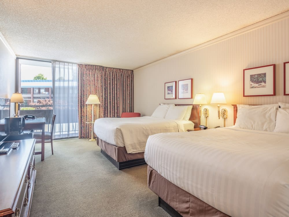 University Place Hotel and Conference Center 1