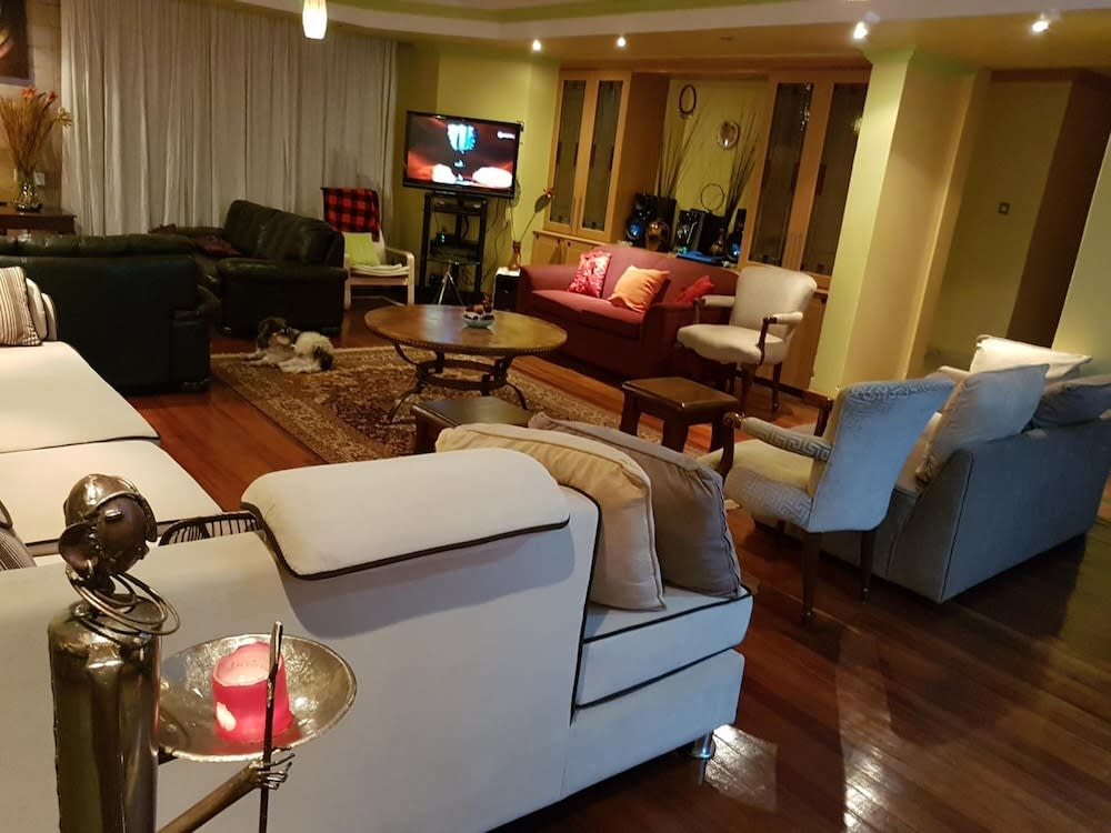 Spurwing Guest House 2