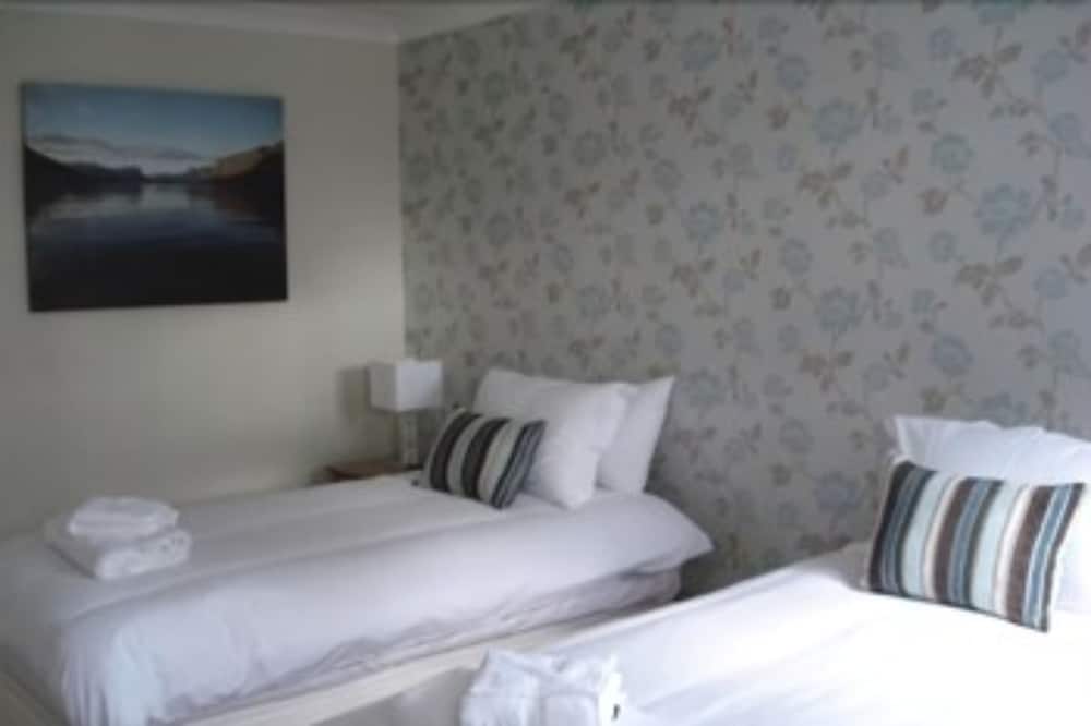 Thomas Paine Hotel 1
