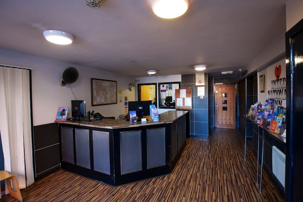 International Inn 2