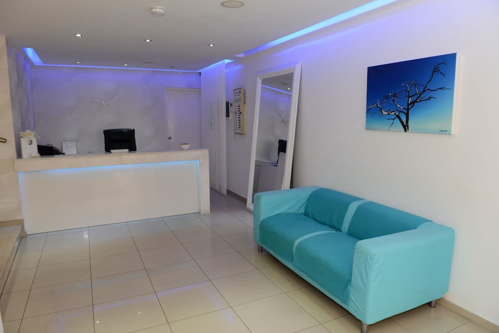 Les Palmiers Beach Hotel 2