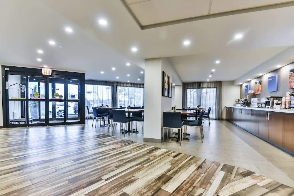 Comfort Inn Montreal Aeroport 4